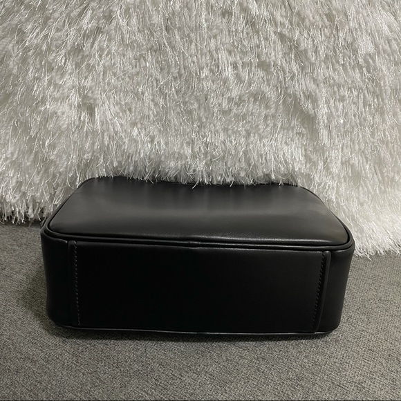 New Authentic Prada Logo Camera Bag Crossbody - Picture 9 of 14